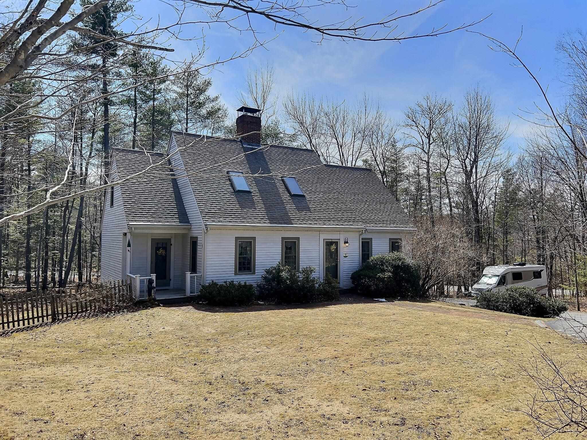 229 Page Road New London, NH 03257 - Photo 1 of 26 Gallery Image 1