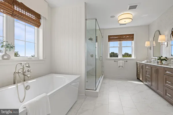 $1,419,990 | 4464 Kleinot Drive, Doylestown, PA 18902