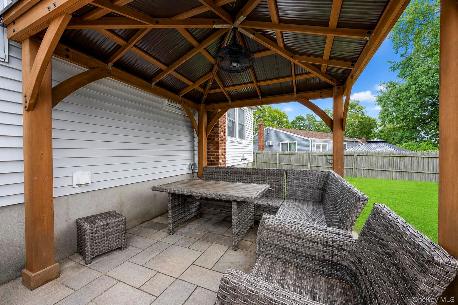18 Hillcrest Road Rocky Point, NY 11778 - Photo 36 of 49 Gallery Image 36