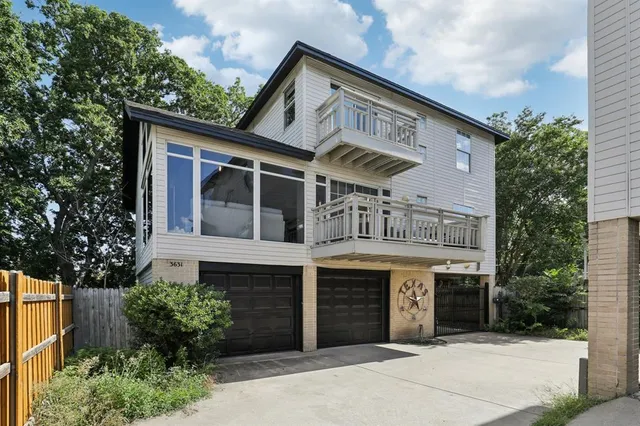 $498,500 | 3631 Lafayette Avenue, Fort Worth, TX 76107