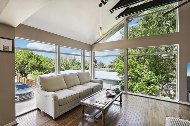 $498,500 | 3631 Lafayette Avenue, Fort Worth, TX 76107