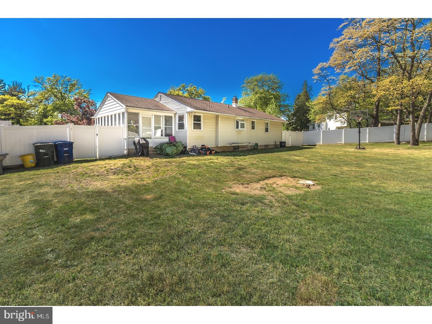 2102 Andover Road Riverton, NJ 08077 - Photo 21 of 22 Exterior Back