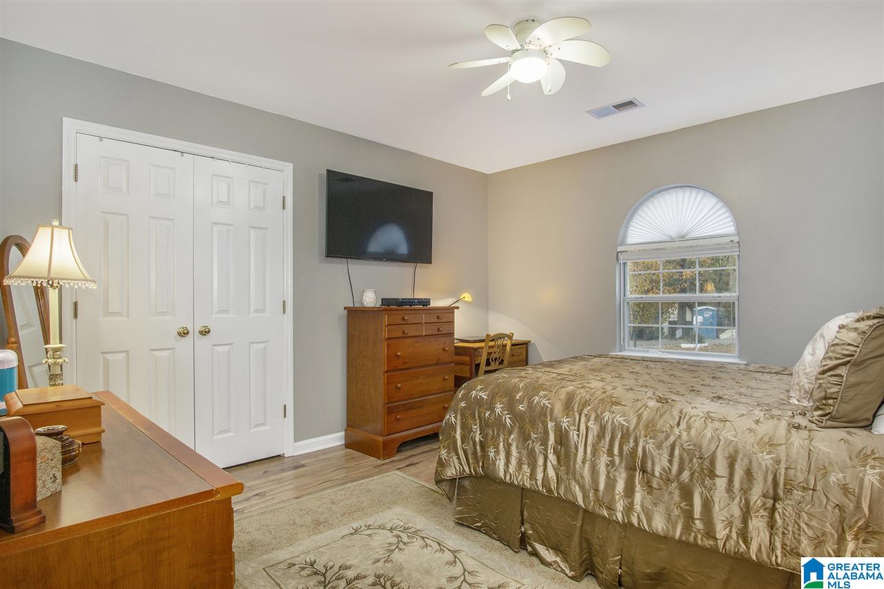 330 17th Street Calera, AL 35040 - Photo 17 of 30