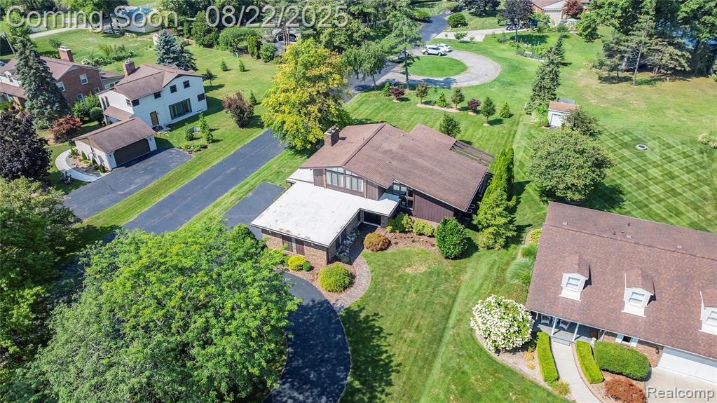 29130 East River Road Grosse Ile, MI 48138 - Photo 56 of 58 Gallery Image 56