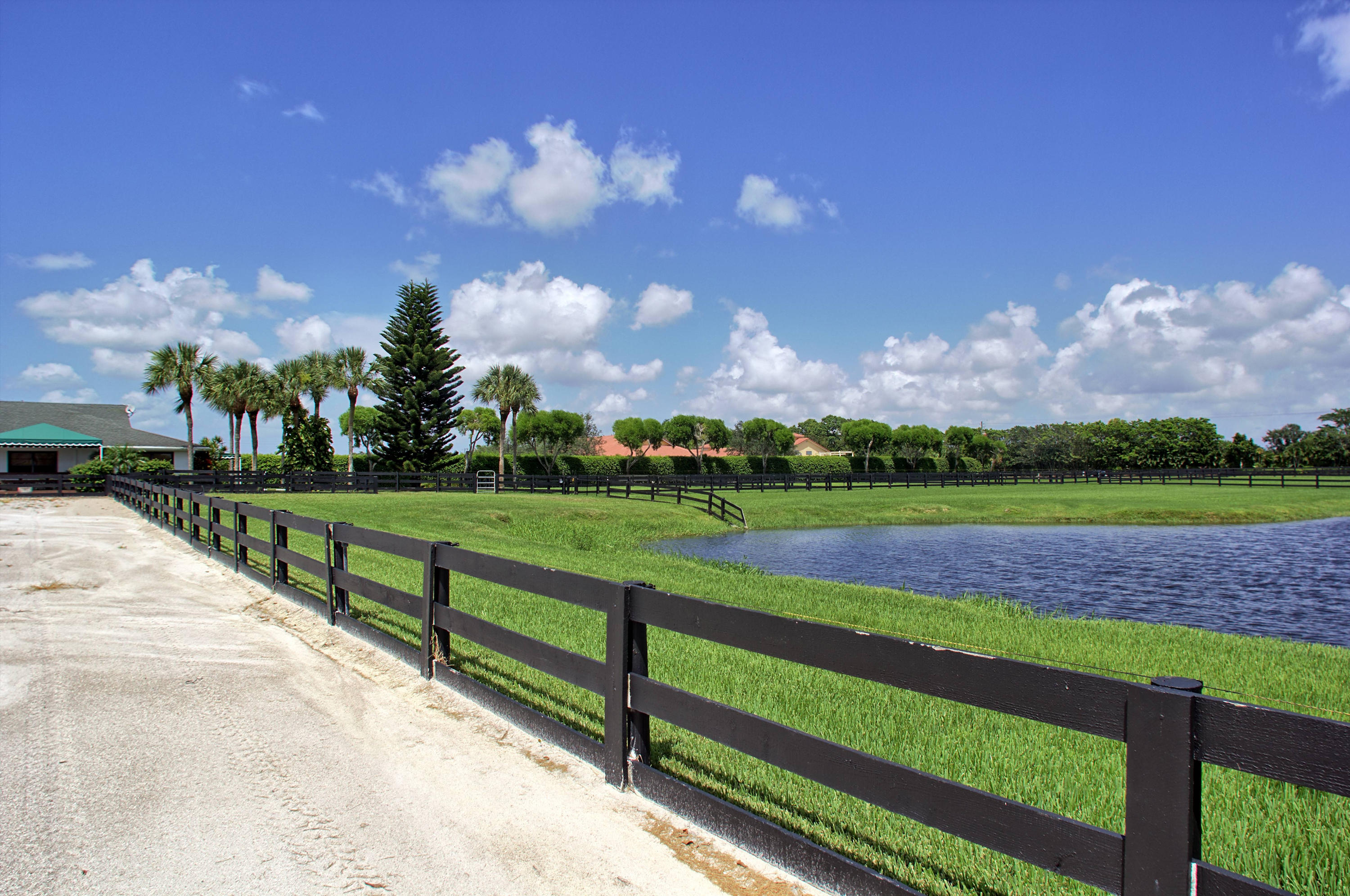 13135 Southfields Road Wellington, FL 33414 - Photo 16 of 16 Water