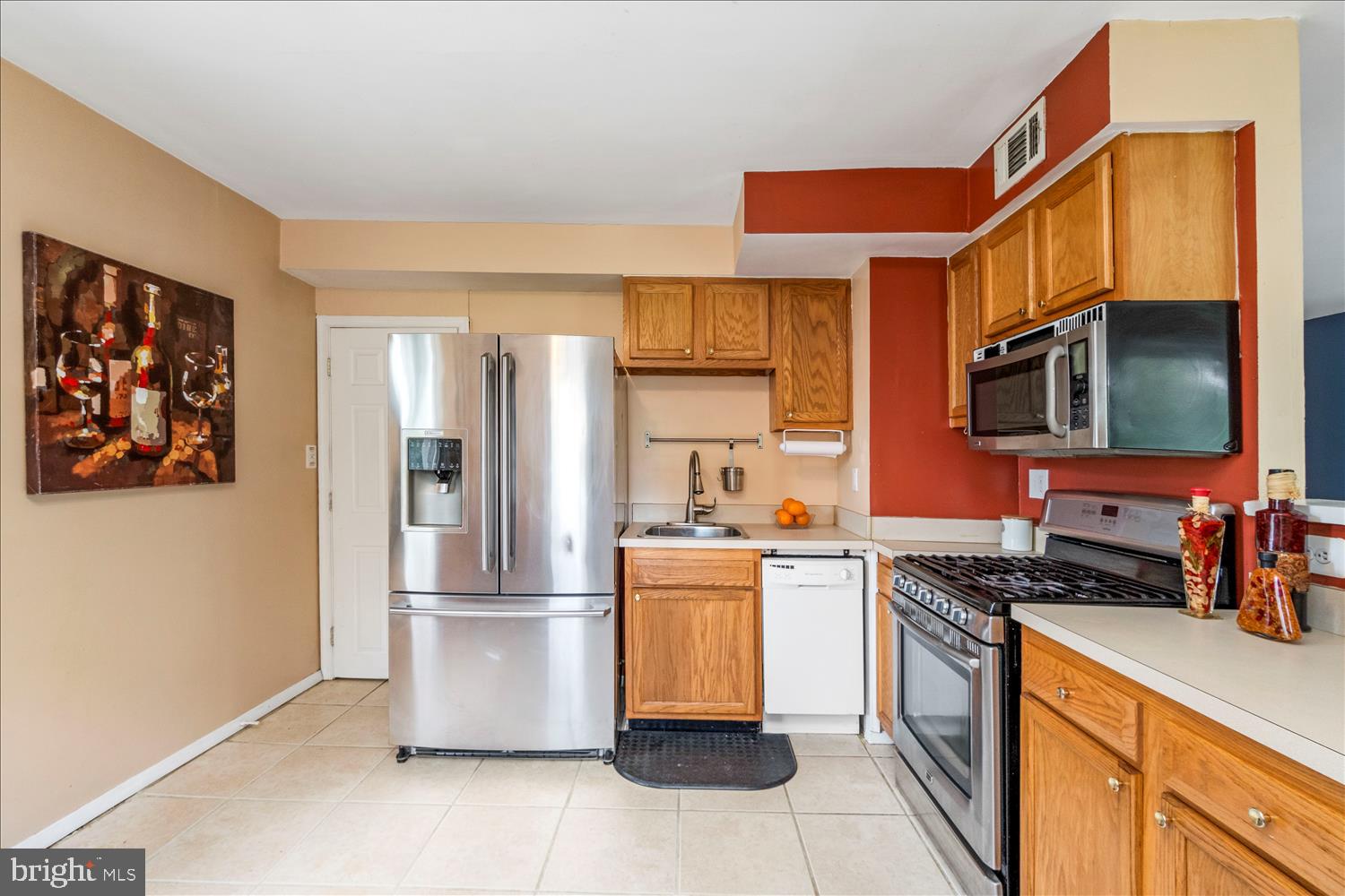 1235 Seven Oaks Road Baltimore, MD 21227 - Photo 11 of 27 Spacious Kitchen