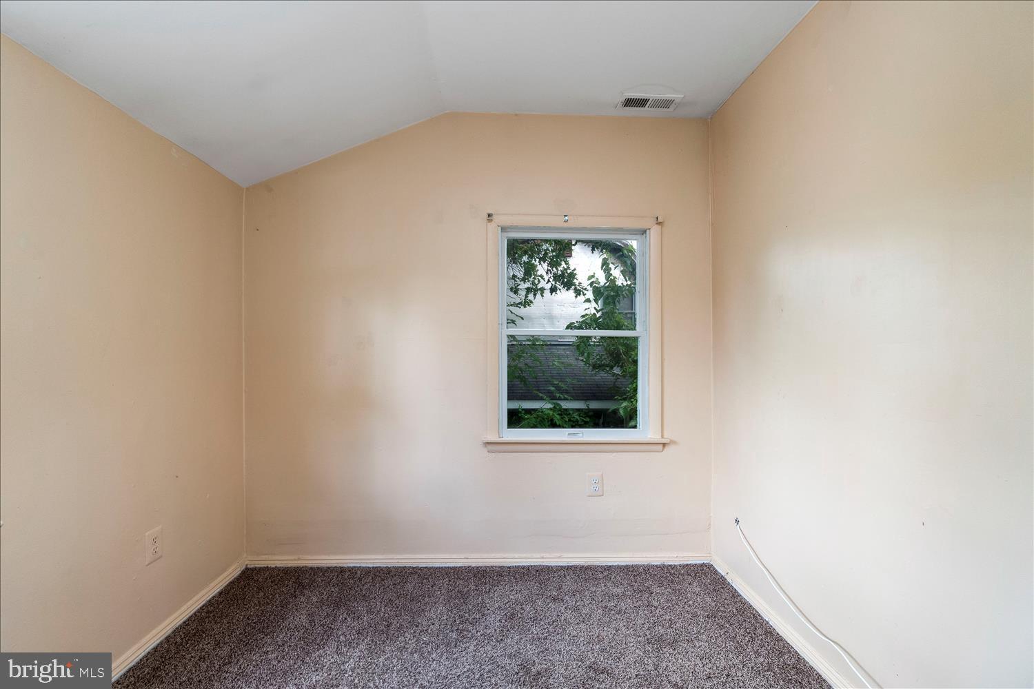 1235 Seven Oaks Road Baltimore, MD 21227 - Photo 22 of 27 Additional Bedroom