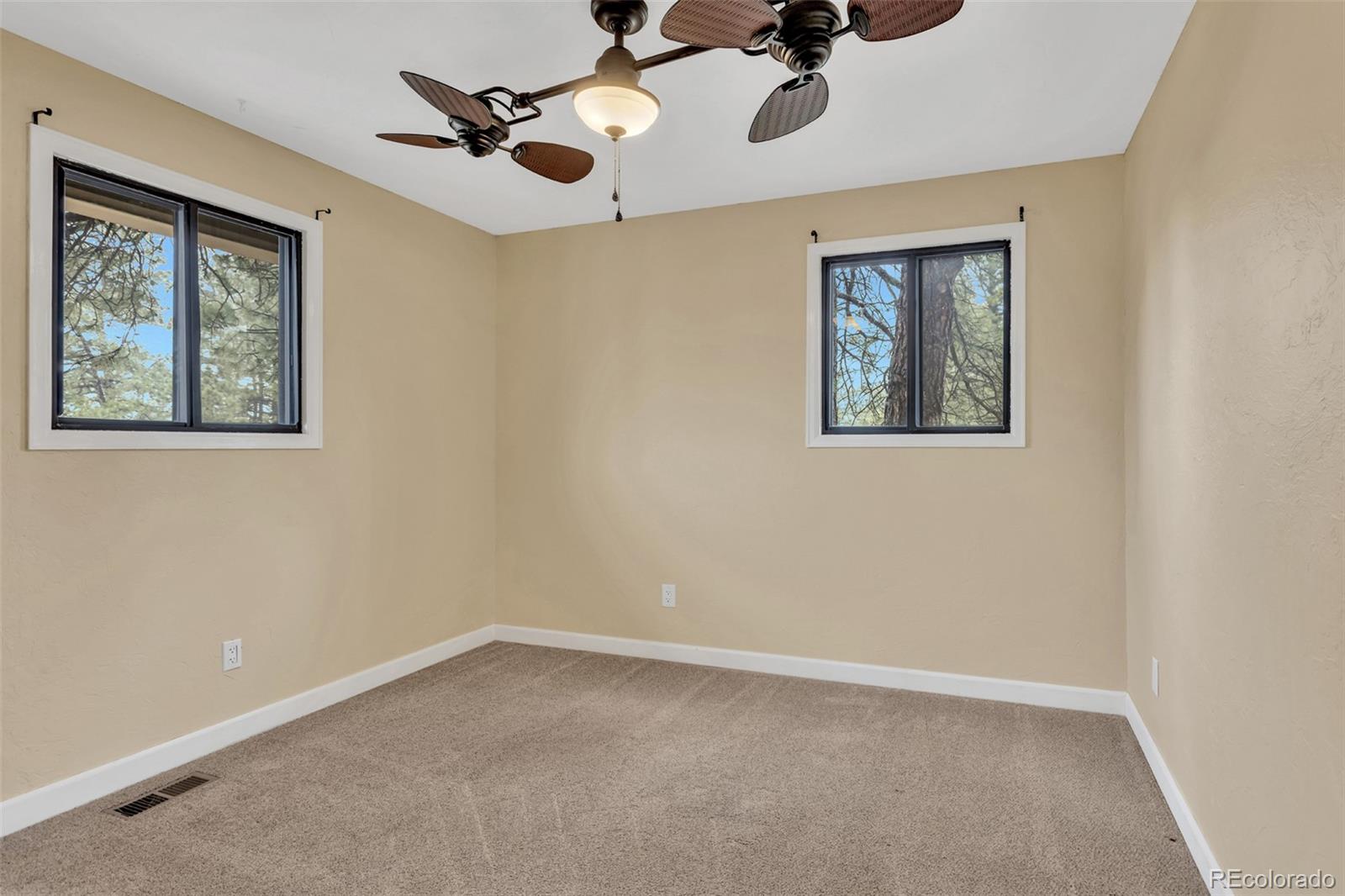 104 Overlook Road Elizabeth, CO 80107 - Photo 13 of 35