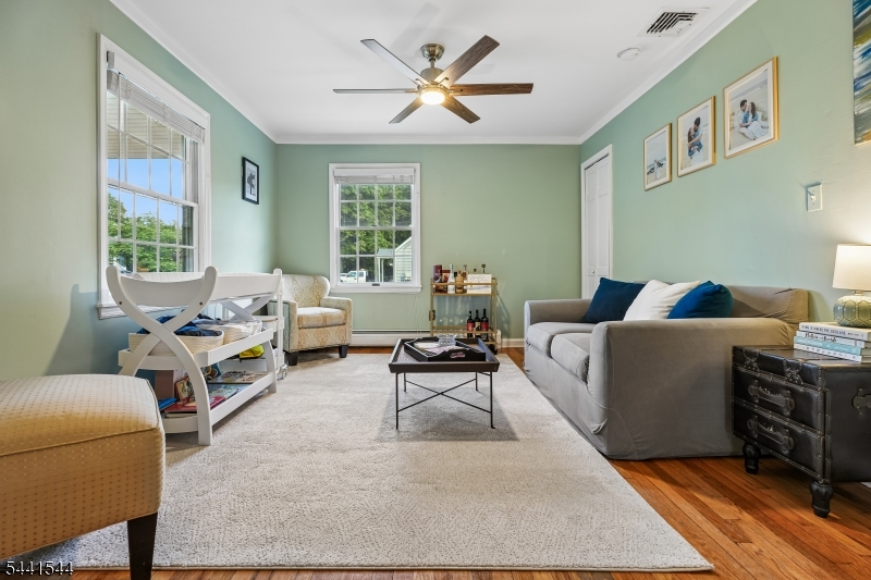 26 Longview Avenue Randolph, NJ 07869 - Photo 4 of 43
