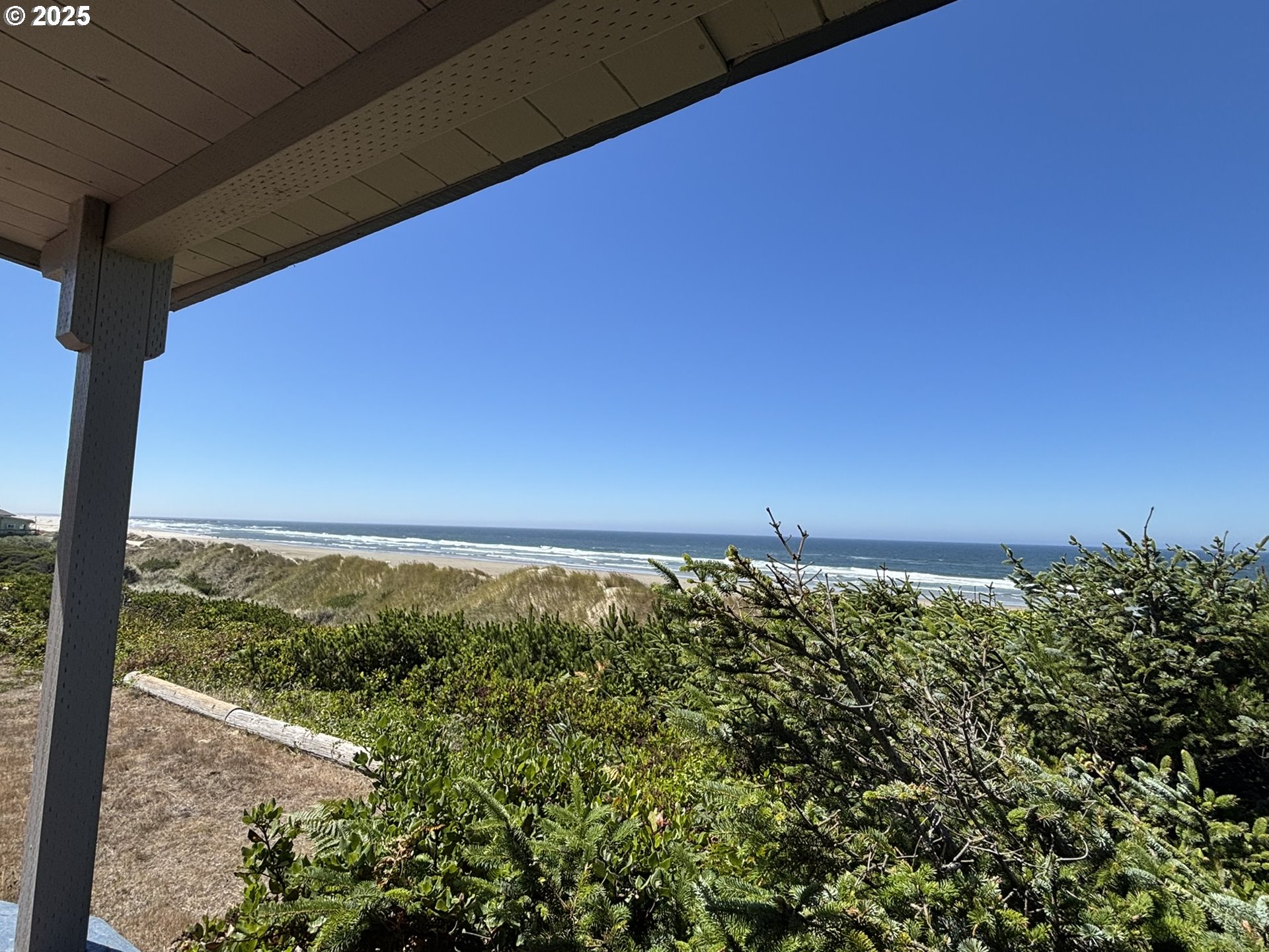 88632 3rd Avenue Florence, OR 97439 - Photo 38 of 43 a view of mountain view from a window