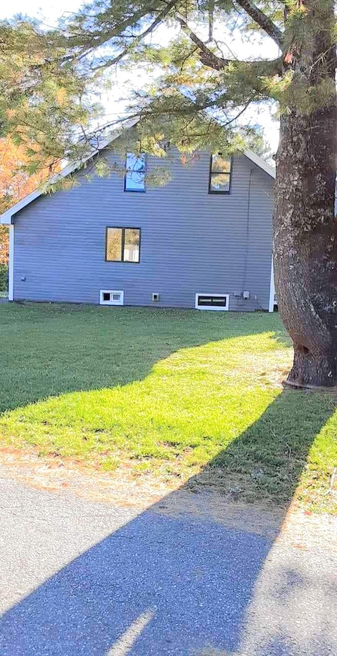 24 Dunbar Road Thomaston, ME 04861 - Photo 4 of 48 side