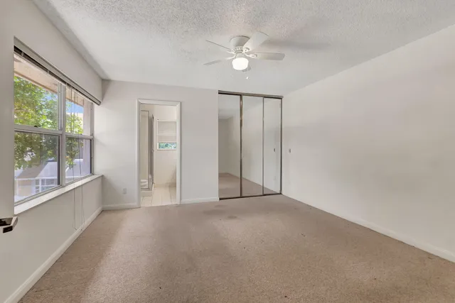 $2,300 | 4004 Medford Court, Boynton Beach, FL 33436