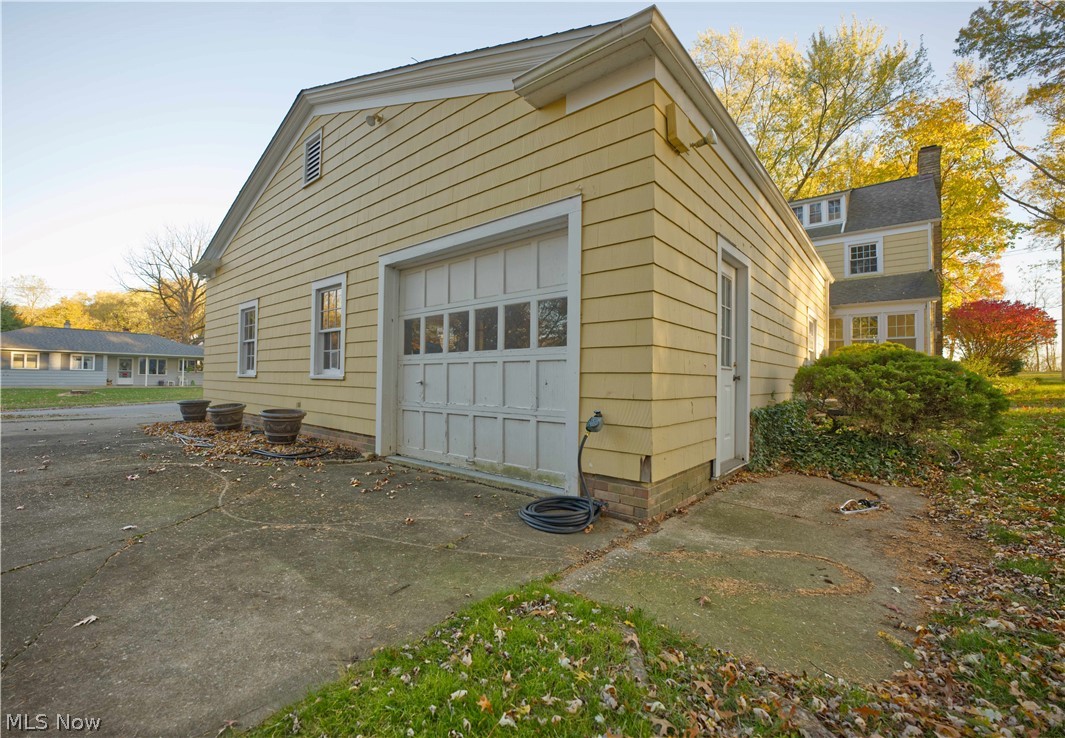 37819 Ridge Road Willoughby, OH 44094 - Photo 5 of 32 Gallery Image 5