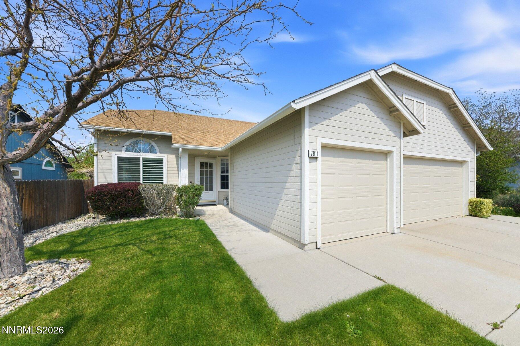 7911 Sand Pebble Drive Reno, NV 89506 - Photo 3 of 39 003_sp-1016_567