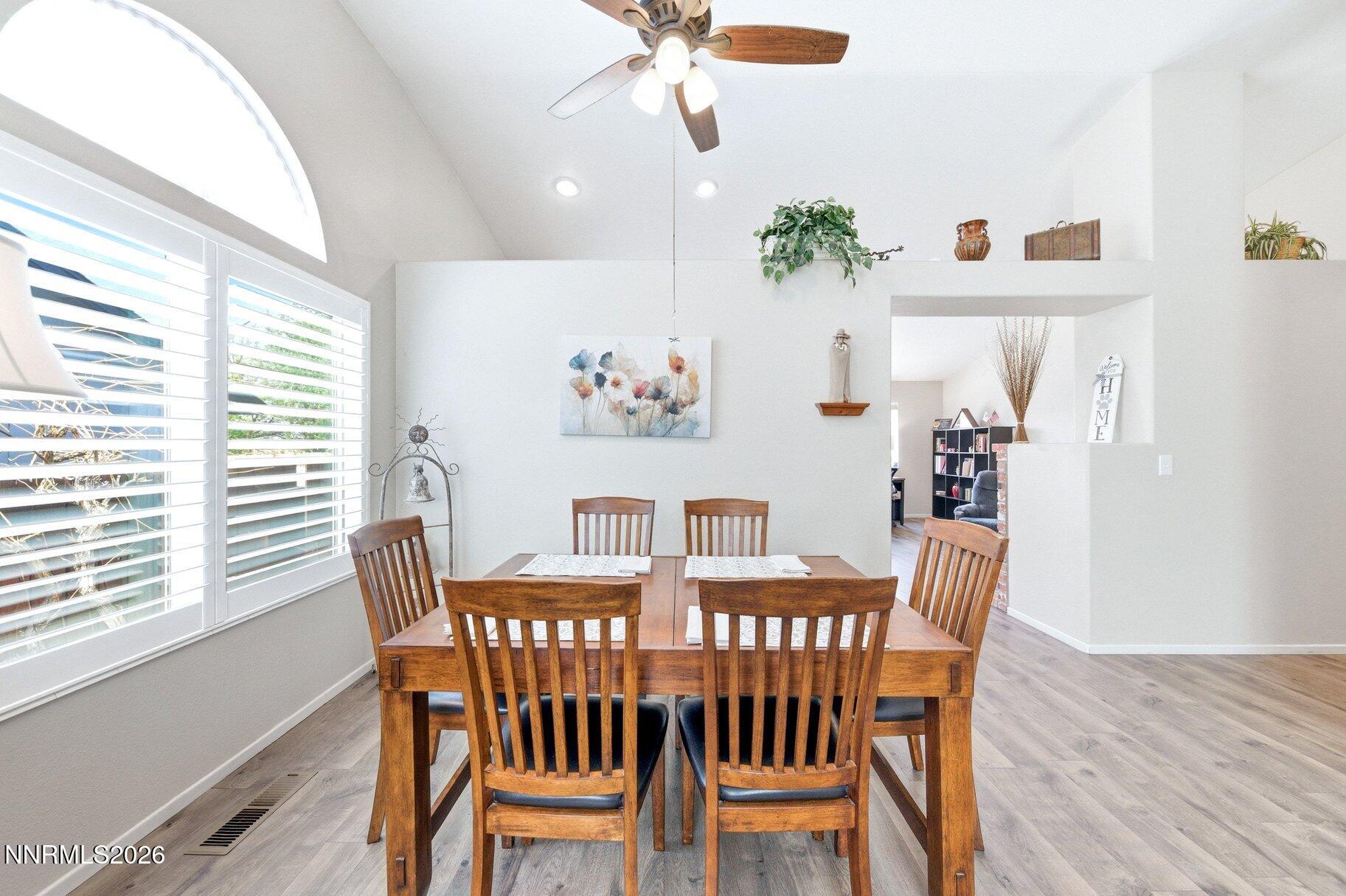 7911 Sand Pebble Drive Reno, NV 89506 - Photo 7 of 39 007_sp-1022_33