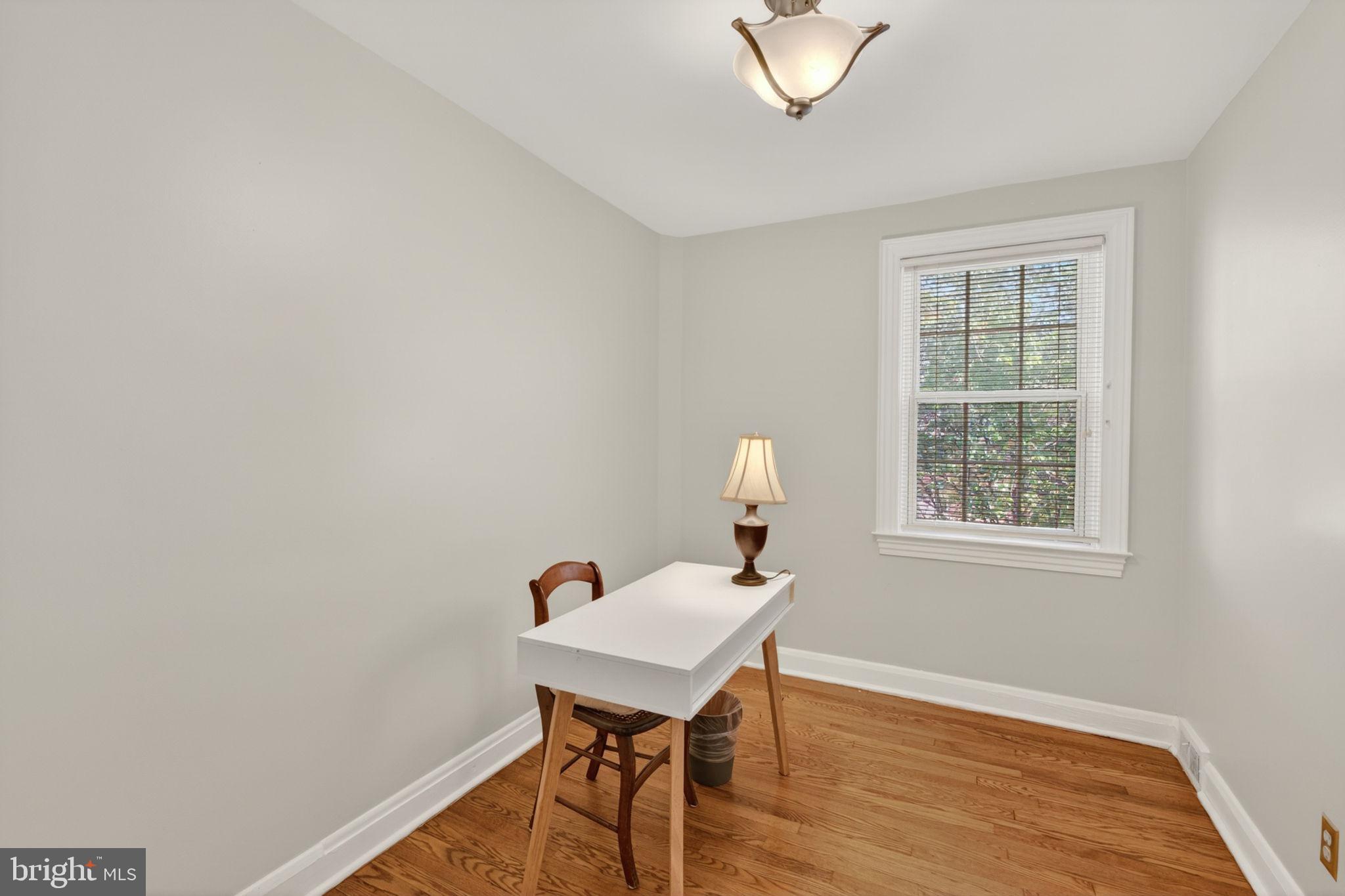 158 Hopkins Road Baltimore, MD 21212 - Photo 24 of 68 Bright and inviting workspace retreat.