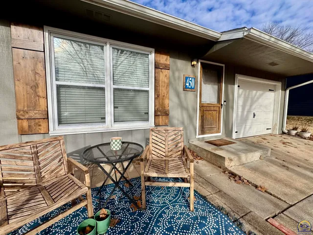 $182,500 | 450 North Milton Street, Auburn, KS 66402