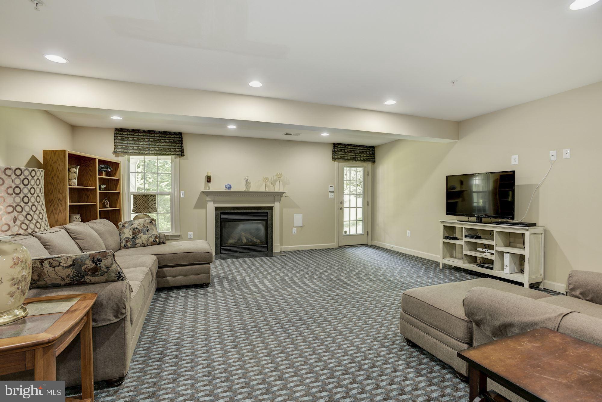 1593 Rutland Way Hanover, MD 21076 - Photo 25 of 36 Family Room | Fireplace