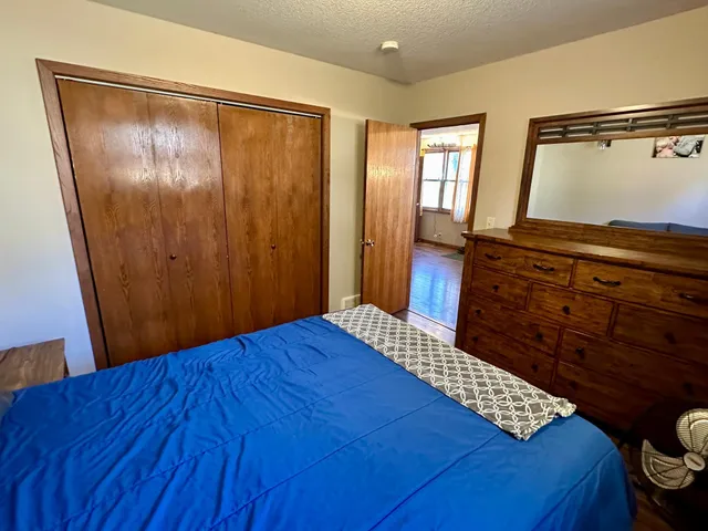 $195,000 | 109 1st Avenue Northwest, New London, MN 56273