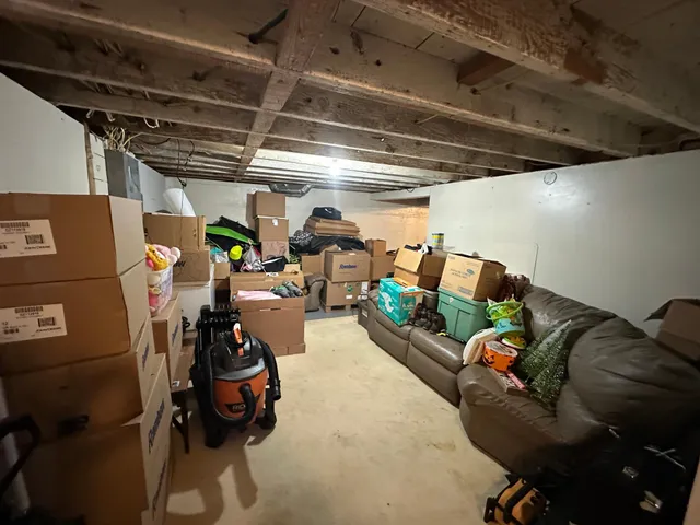 $195,000 | 109 1st Avenue Northwest, New London, MN 56273