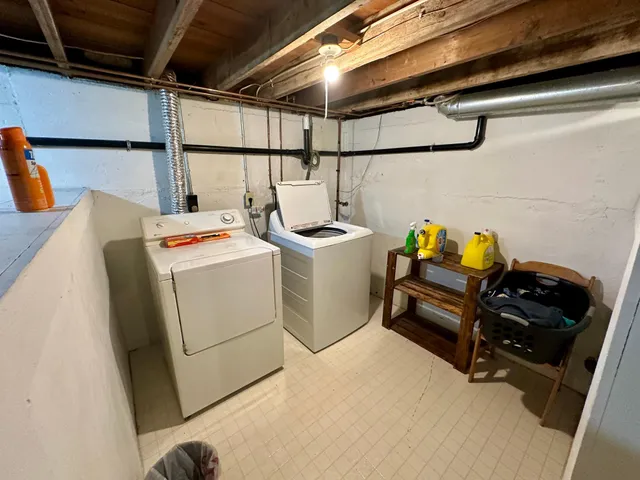 $195,000 | 109 1st Avenue Northwest, New London, MN 56273