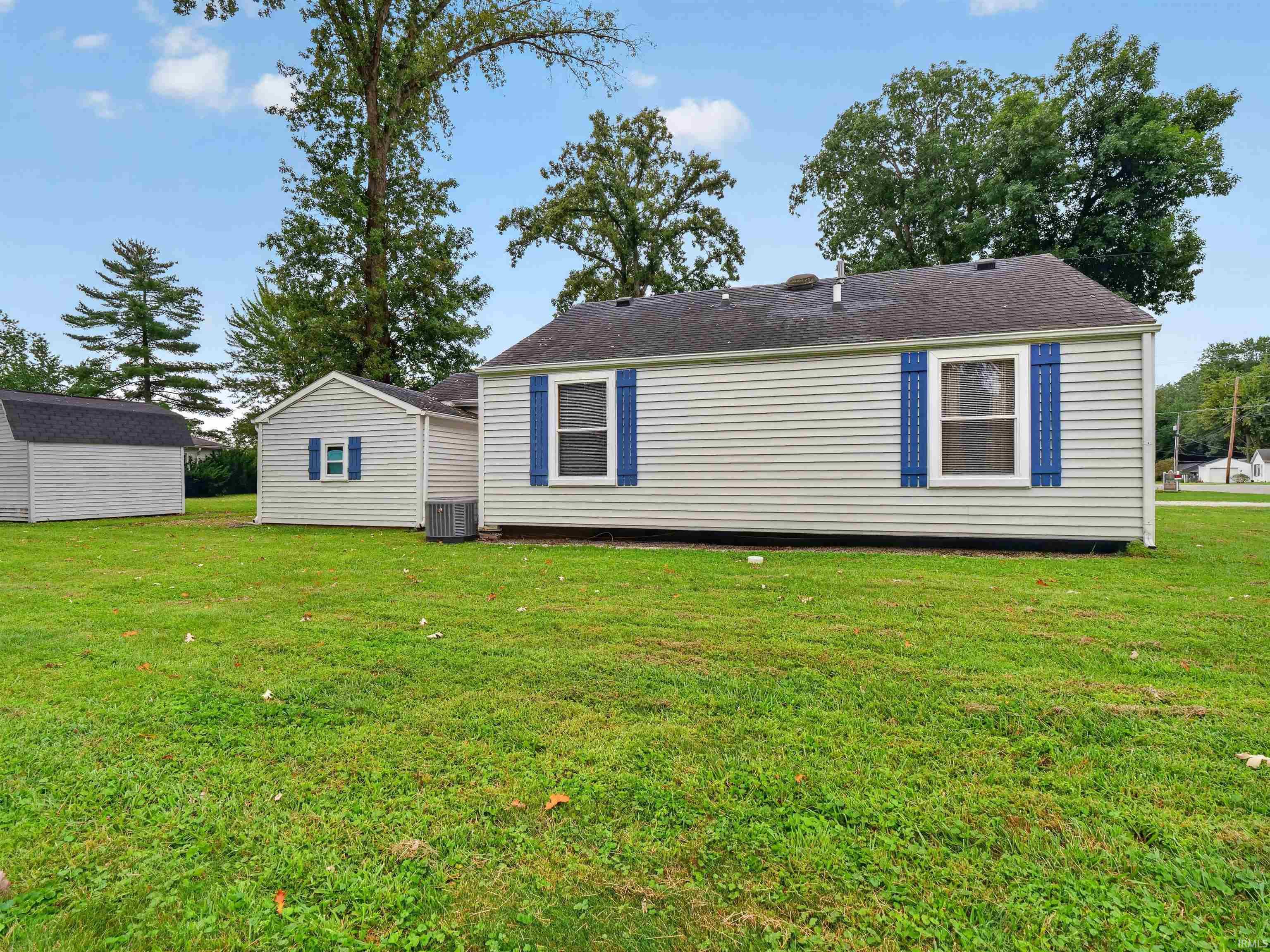 1804 Lower Huntington Road Fort Wayne, IN 46819 - Photo 24 of 27 Gallery Image 24