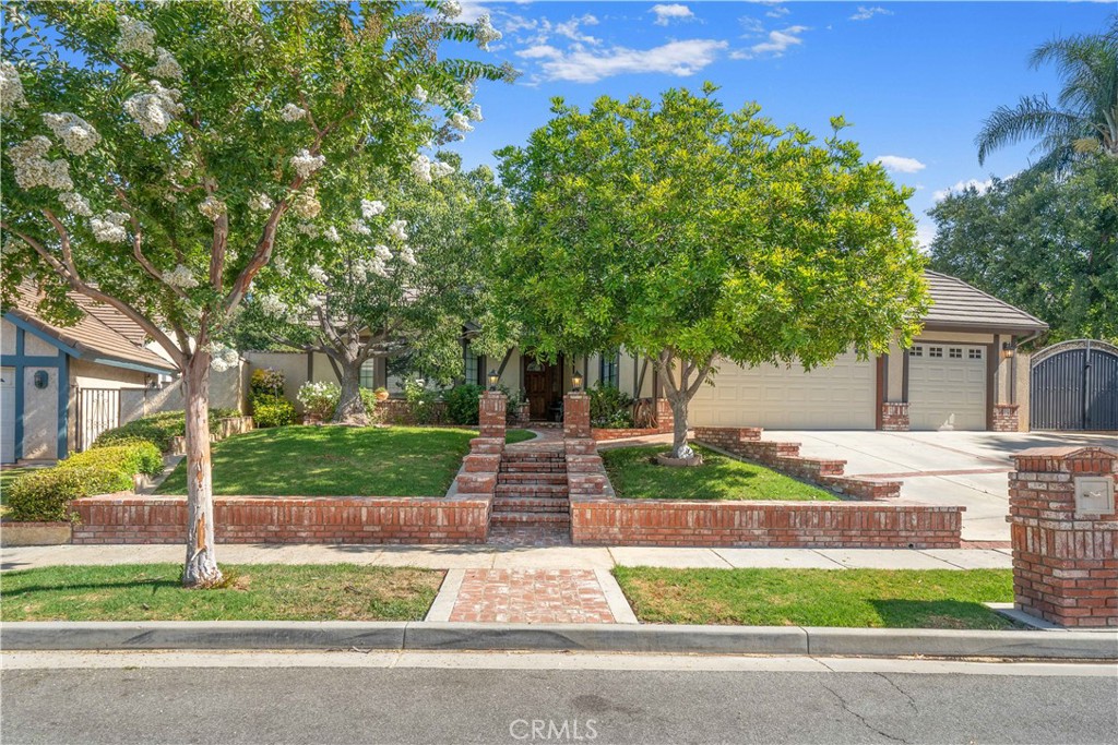 4267 Roxbury Street Simi Valley, CA 93063 - Photo 3 of 49