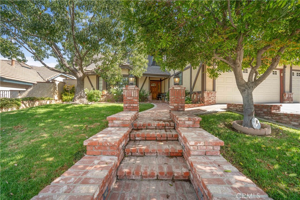 4267 Roxbury Street Simi Valley, CA 93063 - Photo 6 of 49