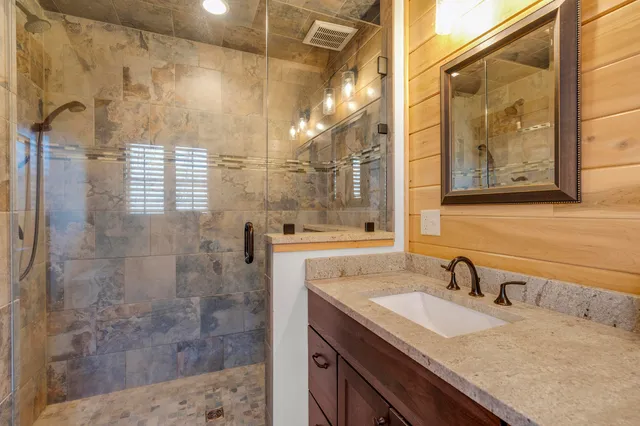 $797,000 | 85 Mountain Vista Road, Bethel, ME 04217