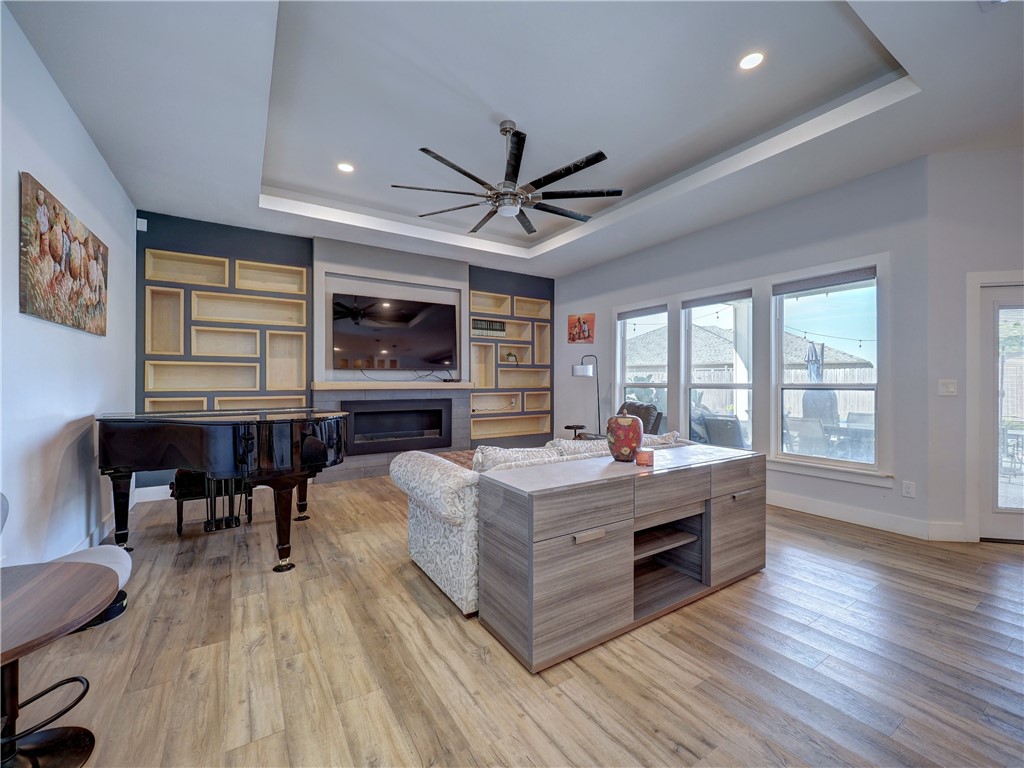 16101 Jessamine Street Corpus Christi, TX 78418 - Photo 18 of 29 a bed room with furniture and a large window