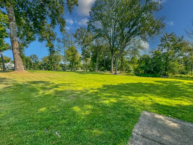 $8,000 | 414 Riverside Avenue, Westport, CT 06880