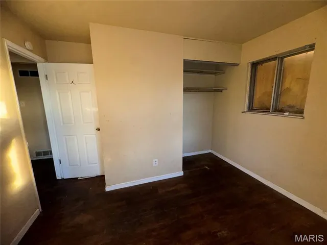 $69,900 | 10418 Quaker Drive, St. Louis, MO 63136