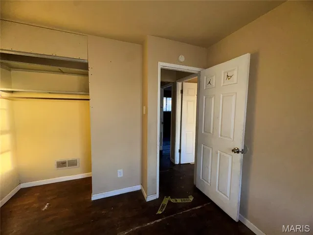 $69,900 | 10418 Quaker Drive, St. Louis, MO 63136