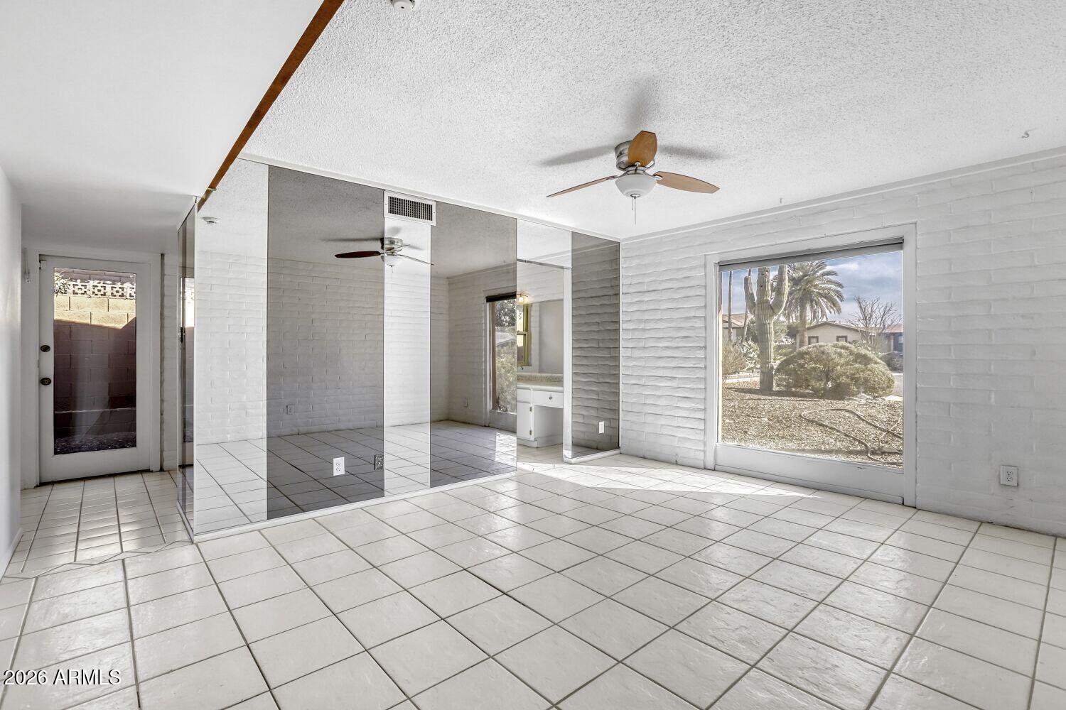 2308 East Lamar Road Phoenix, AZ 85016 - Photo 14 of 31 2308 E Lamar Rd - Web Quality - 019 - 16