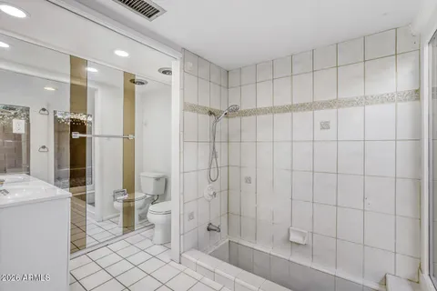 $775,000 | 2308 East Lamar Road, Phoenix, AZ 85016