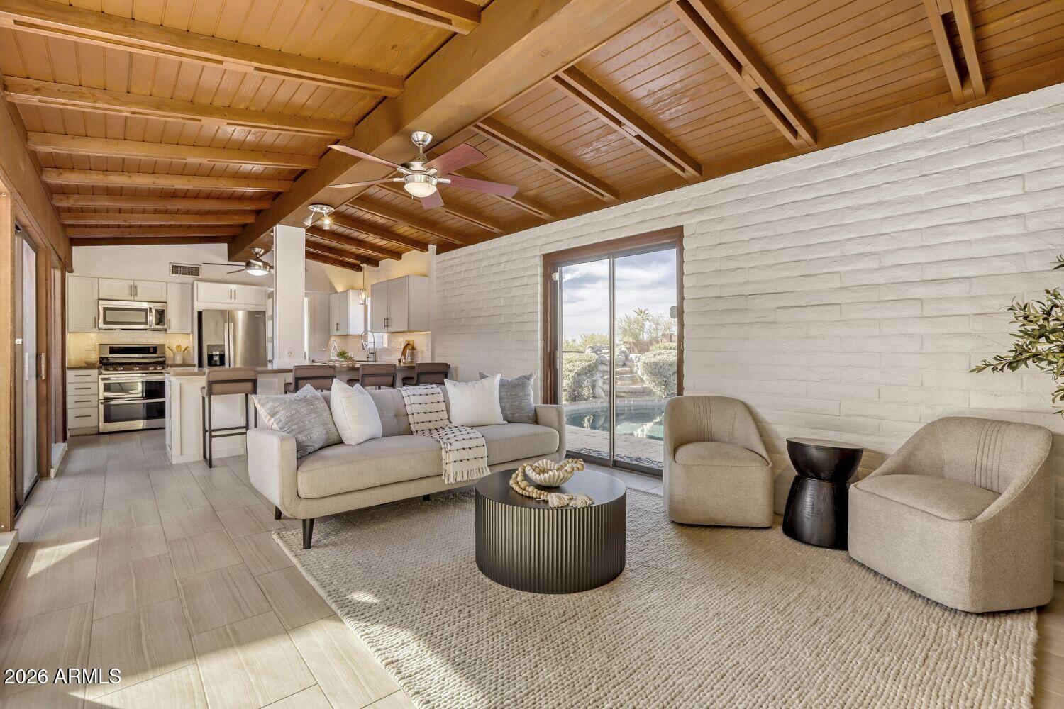 2308 East Lamar Road Phoenix, AZ 85016 - Photo 3 of 31 2308 E Lamar Rd - Web Quality - 008 - 05