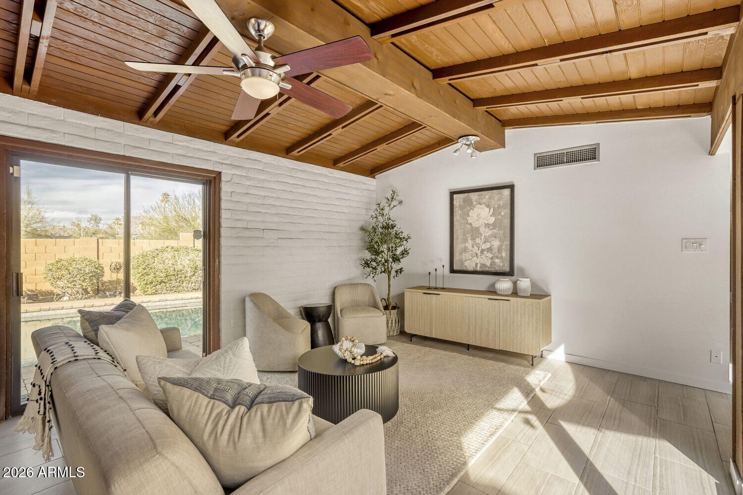 2308 East Lamar Road Phoenix, AZ 85016 - Photo 5 of 31 2308 E Lamar Rd - Web Quality - 010 - 07