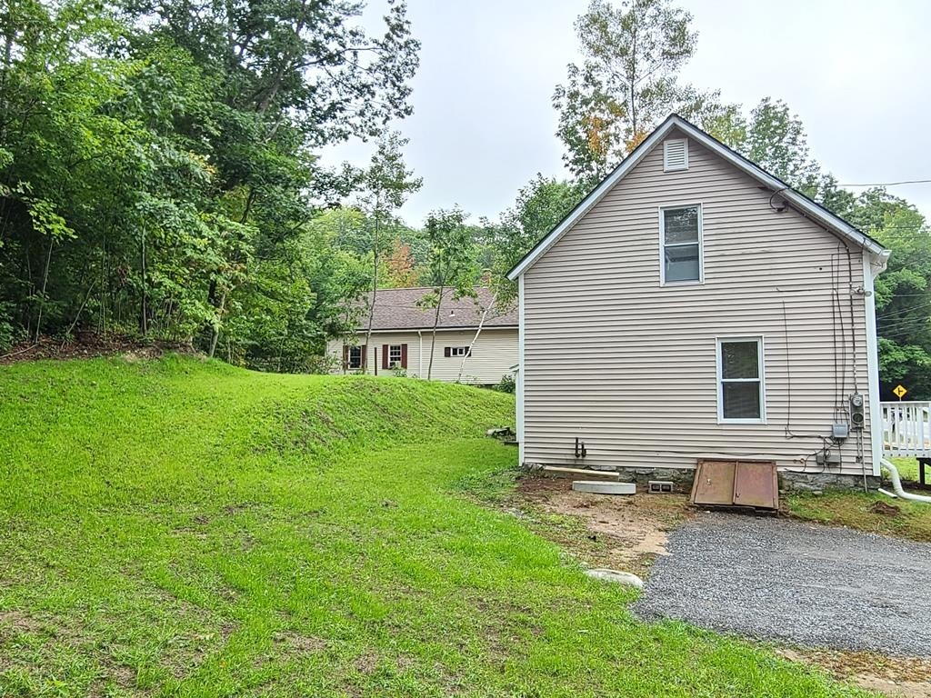 172 Jaffrey Road Marlborough, NH 03455 - Photo 3 of 24 Gallery Image 3