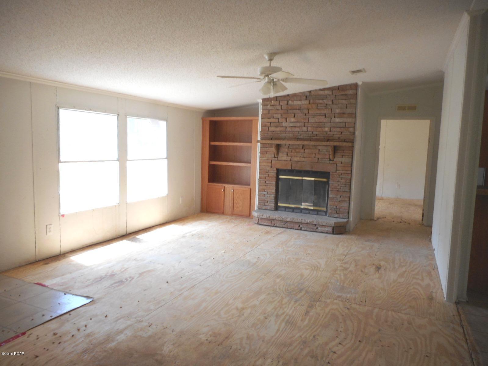 7119 Florence Road Southport, FL 32409 - Photo 4 of 16 Gallery Image 4