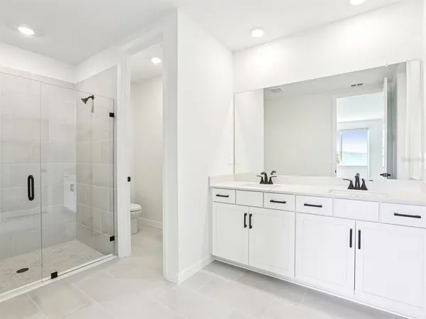 $562,420 | 1713 Draughton Drive, Zephyrhills, FL 33541
