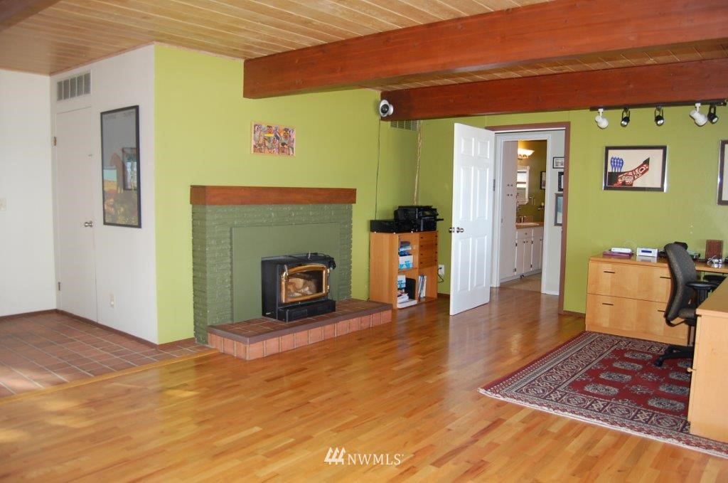 8232 Walnut Road Northeast Olympia, WA 98516 - Photo 5 of 25