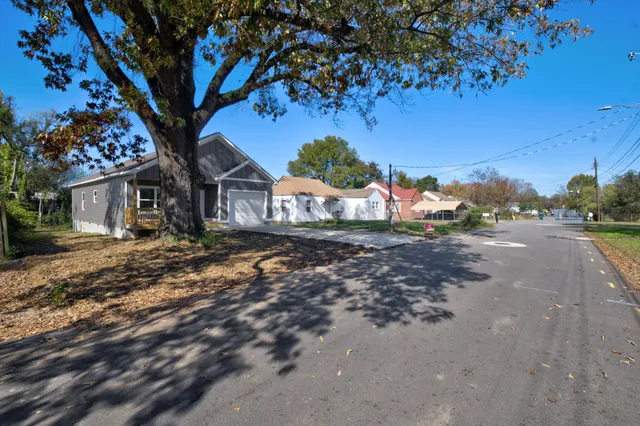 $330,000 | 3105 Wood Avenue, Chattanooga, TN 37406