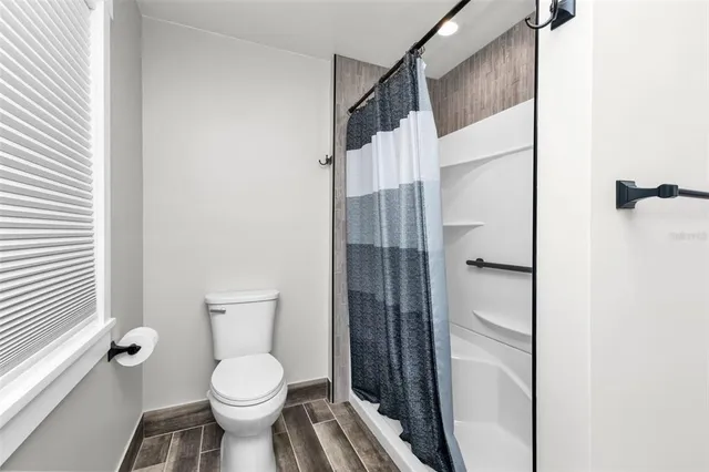 a view of a yard with an trees