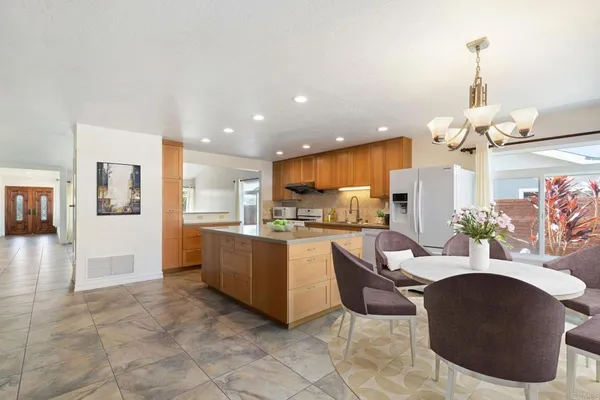 $5,095 | 11413 Surco Drive, San Diego, CA 92126