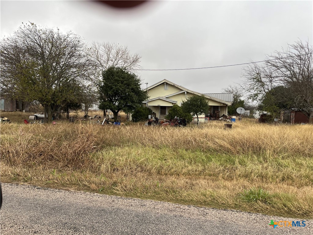 2556 Luther Curtis Road Troy, TX 76579 - Photo 2 of 5 a backyard of a house with lots of green space