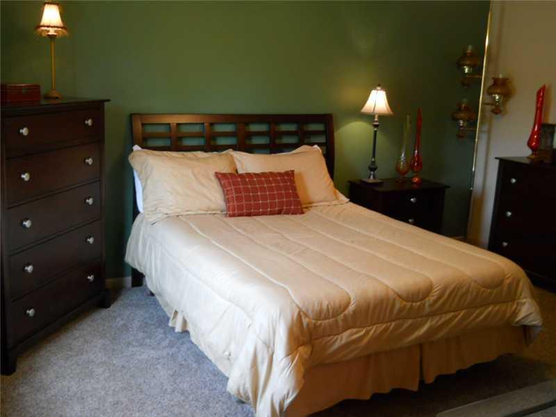 476 Ridge Road Greenwood, IN 46142 - Photo 12 of 16 Gallery Image 12