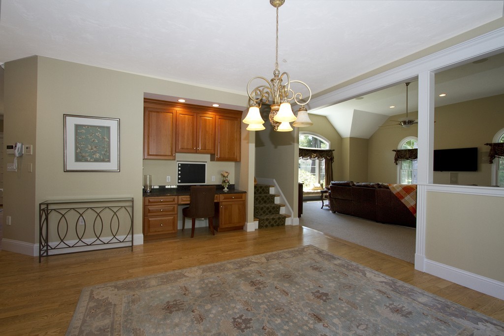 115 Mill Street Middleton, MA 01949 - Photo 11 of 30 Gallery Image 11