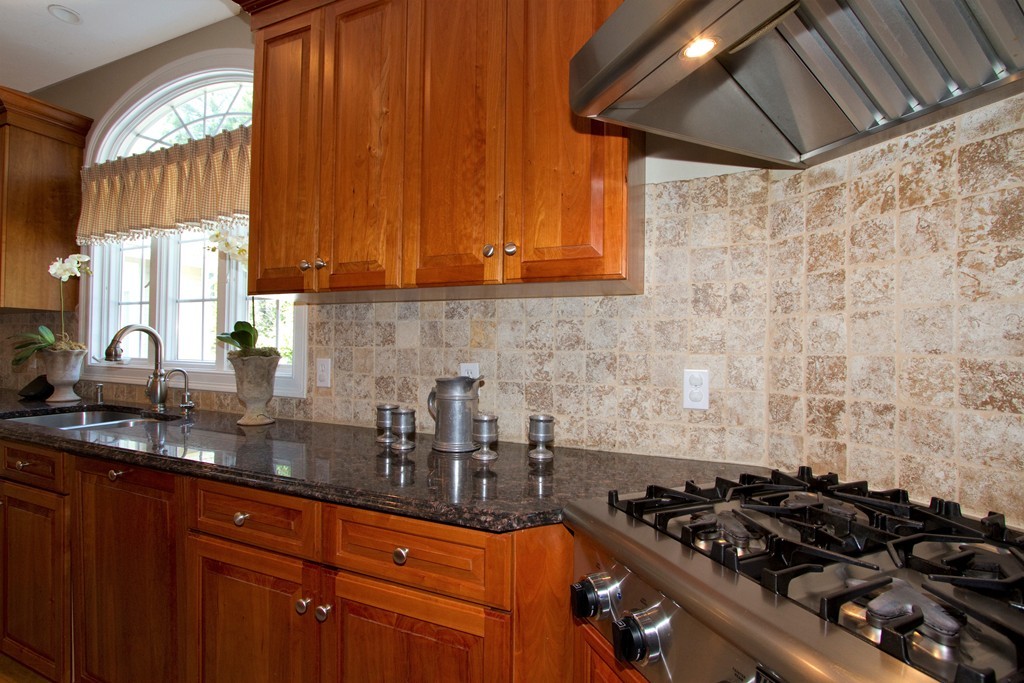 115 Mill Street Middleton, MA 01949 - Photo 12 of 30 Gallery Image 12