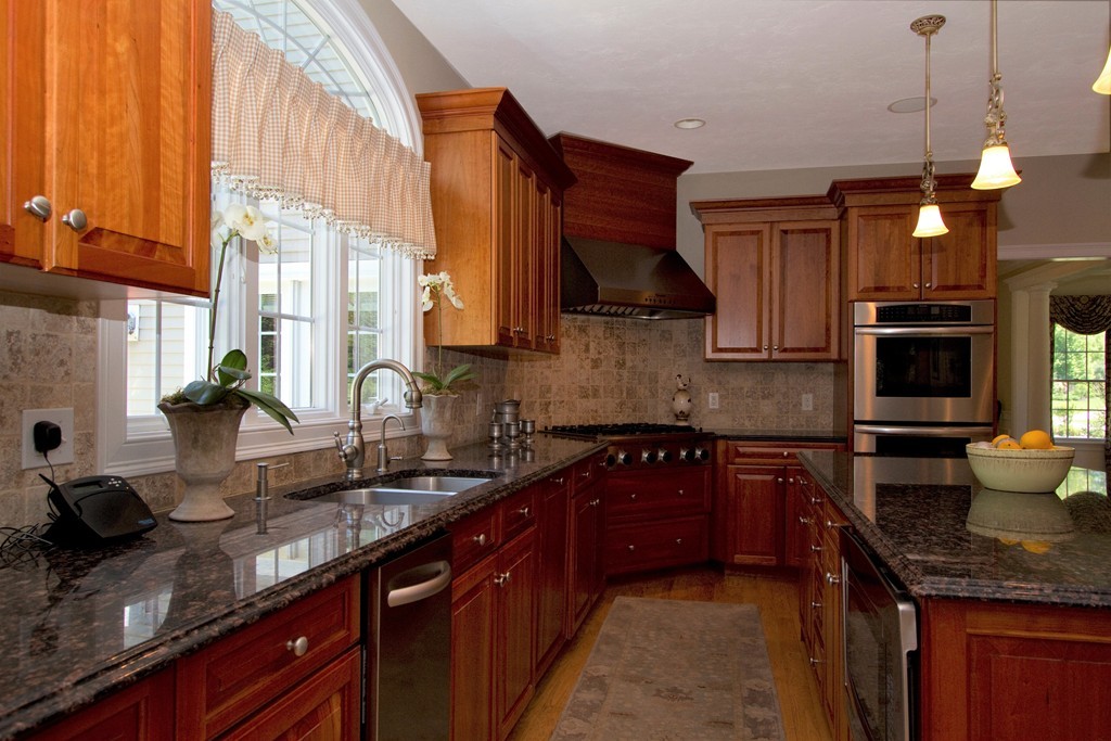 115 Mill Street Middleton, MA 01949 - Photo 13 of 30 Gallery Image 13