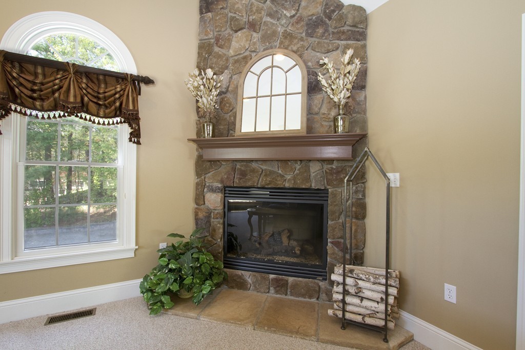 115 Mill Street Middleton, MA 01949 - Photo 16 of 30 Gallery Image 16